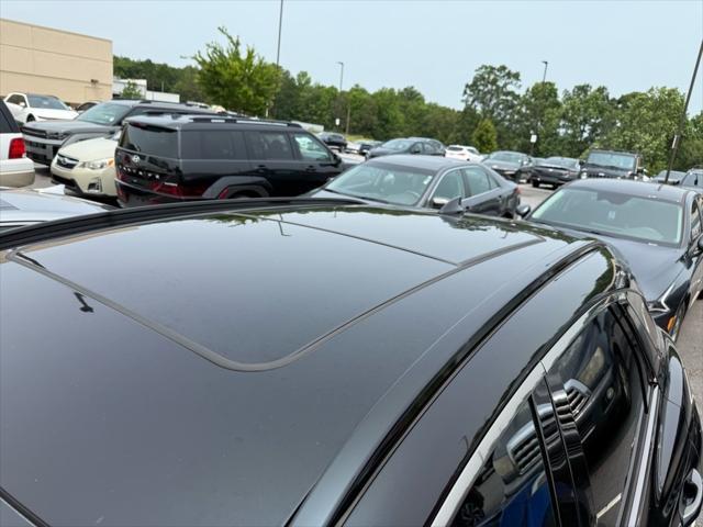 new 2025 Genesis GV70 car, priced at $60,539