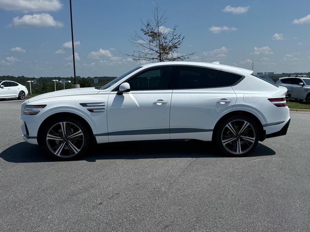 new 2025 Genesis GV80 Coupe car, priced at $88,605