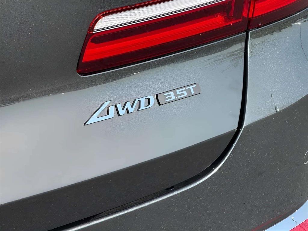 new 2025 Genesis GV80 car, priced at $82,685