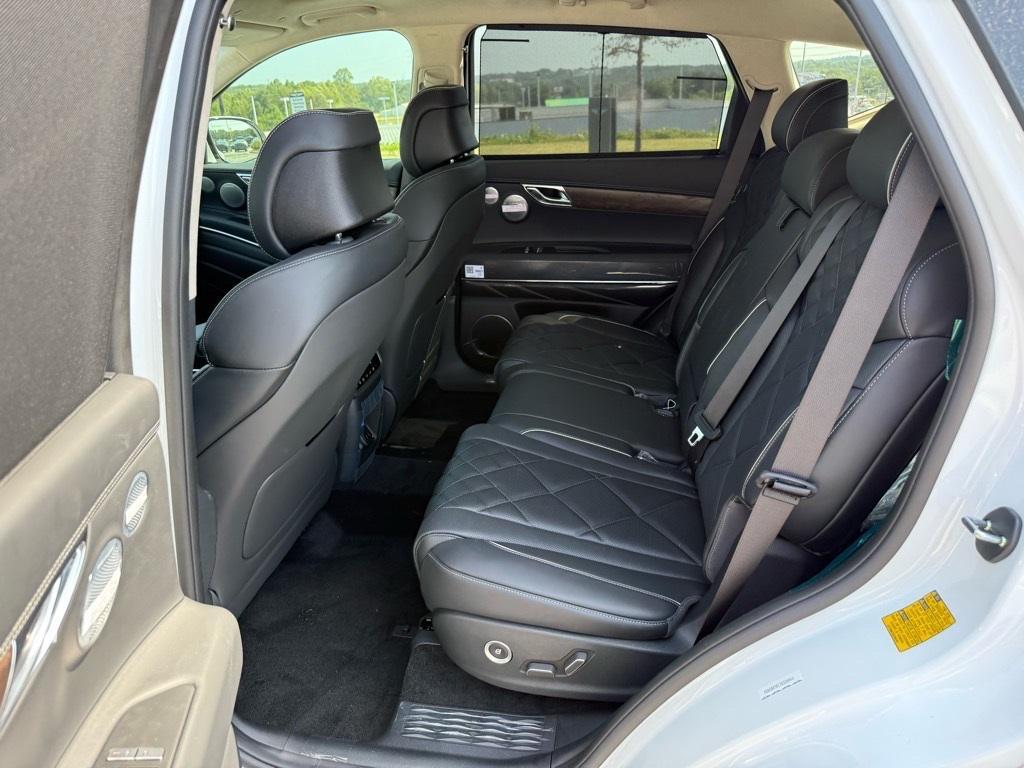 new 2025 Genesis GV80 car, priced at $82,674