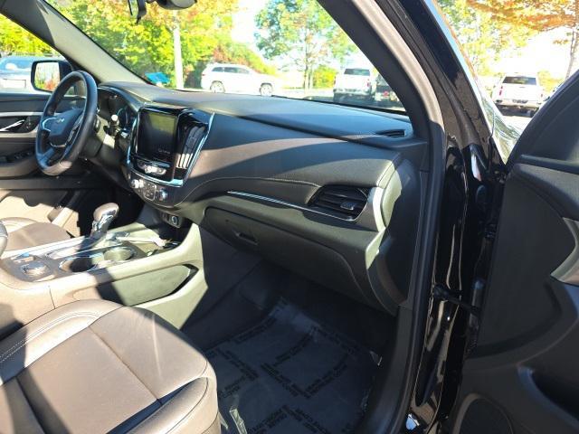 used 2022 Chevrolet Traverse car, priced at $29,999