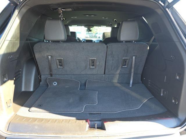 used 2022 Chevrolet Traverse car, priced at $29,999