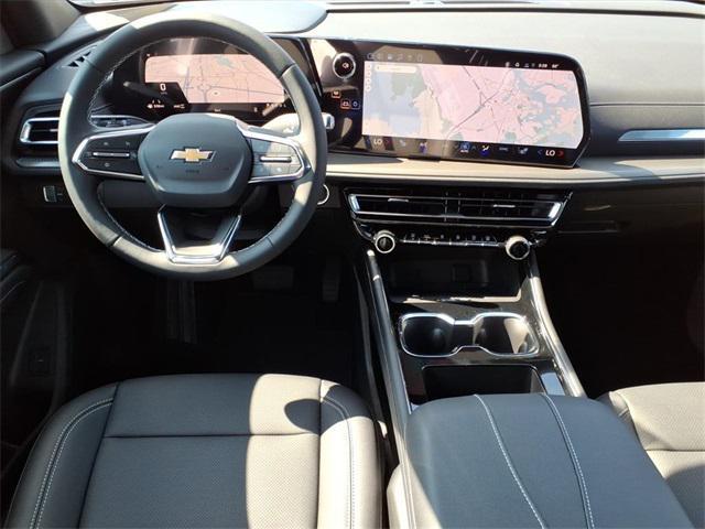 new 2026 Chevrolet Traverse car, priced at $45,195