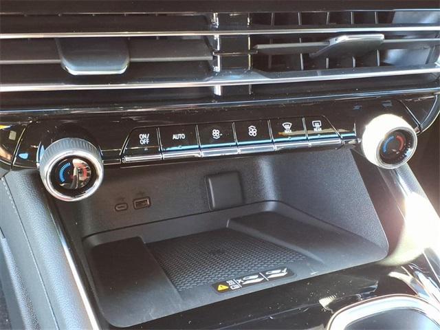 new 2026 Chevrolet Traverse car, priced at $45,420