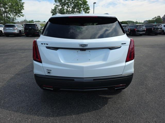 used 2022 Cadillac XT5 car, priced at $31,999