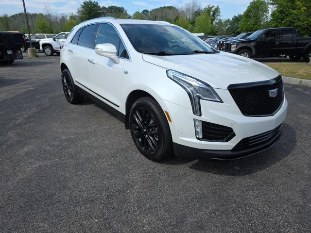 used 2022 Cadillac XT5 car, priced at $31,999