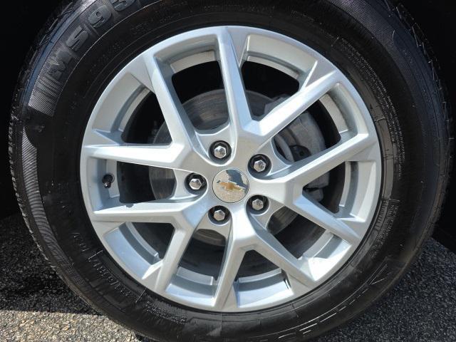 used 2024 Chevrolet Equinox car, priced at $21,998