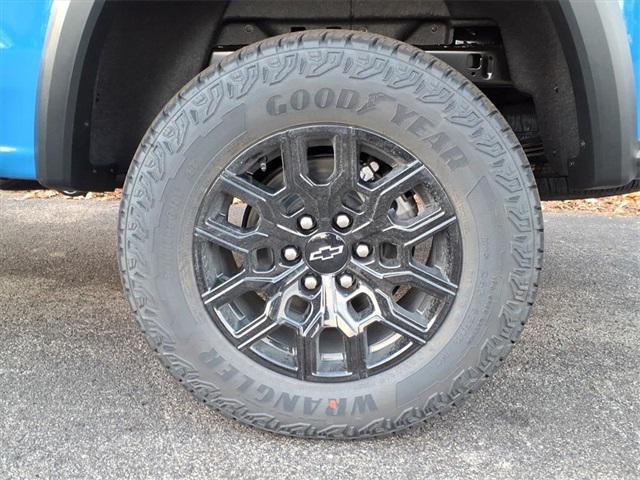 new 2026 Chevrolet Colorado car, priced at $42,420