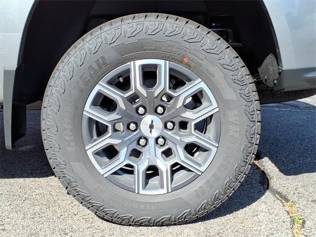 new 2026 Chevrolet Colorado car, priced at $45,410
