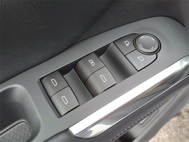 new 2026 Chevrolet Traverse car, priced at $43,620