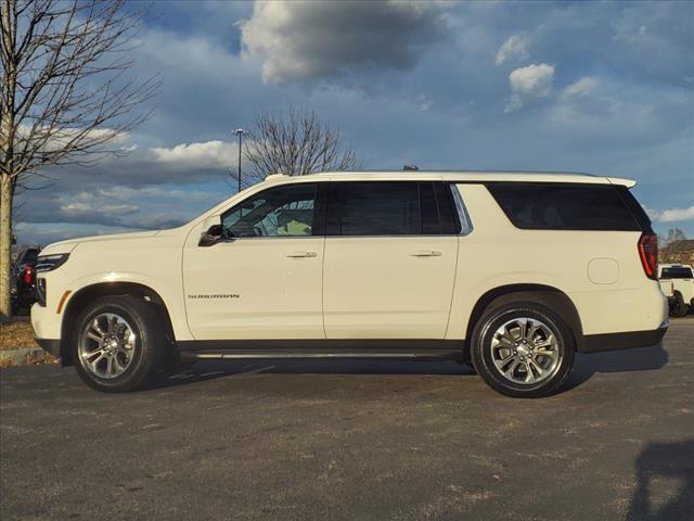 new 2025 Chevrolet Suburban car, priced at $67,595