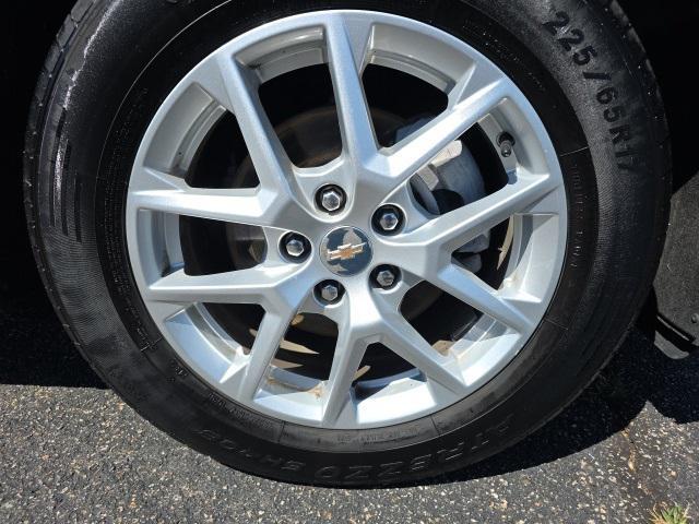 used 2023 Chevrolet Equinox car, priced at $20,999