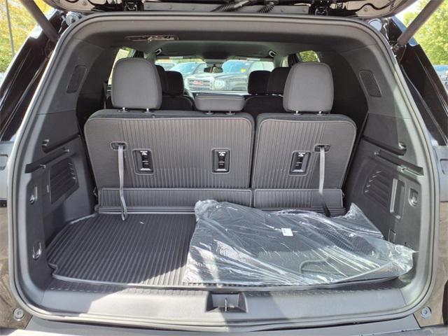 new 2026 Chevrolet Traverse car, priced at $46,905