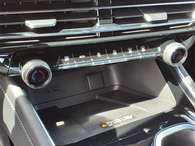 new 2026 Chevrolet Traverse car, priced at $46,905