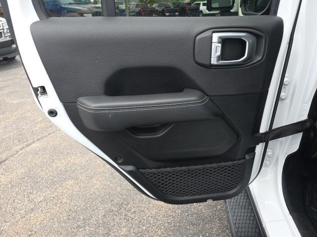 used 2021 Jeep Wrangler Unlimited car, priced at $32,981
