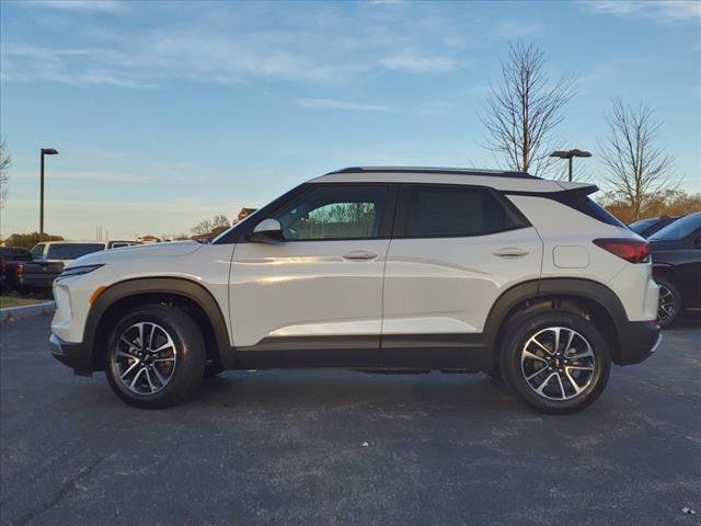 new 2025 Chevrolet TrailBlazer car, priced at $27,240