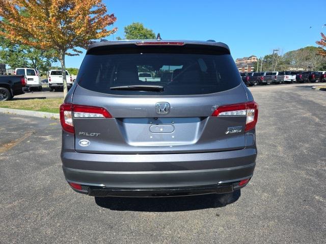 used 2022 Honda Pilot car, priced at $32,999