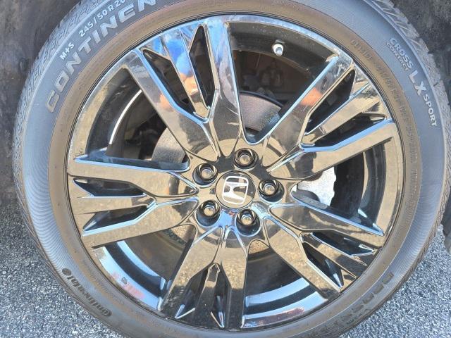 used 2022 Honda Pilot car, priced at $32,999
