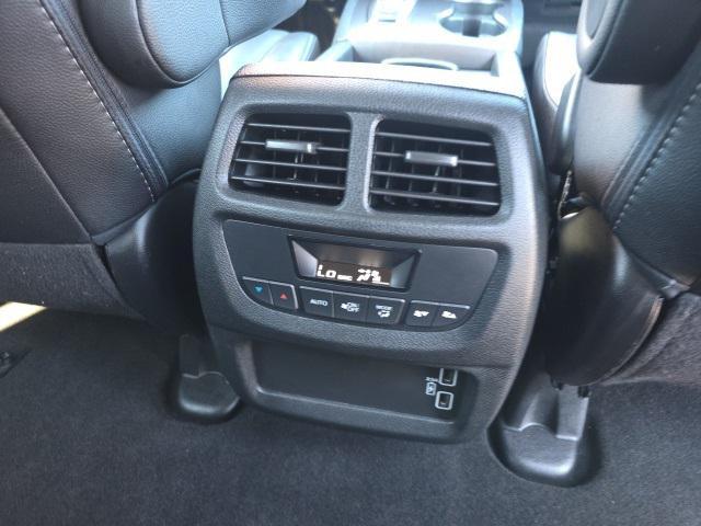 used 2022 Honda Pilot car, priced at $32,999