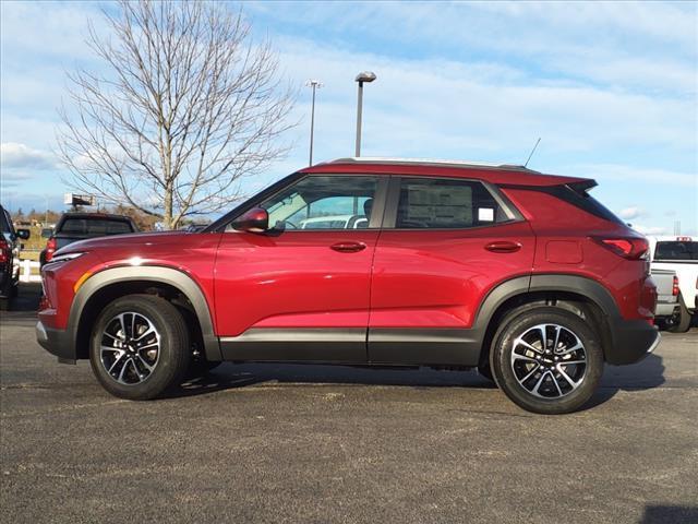 new 2025 Chevrolet TrailBlazer car, priced at $28,240