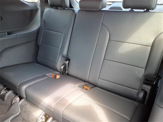 new 2025 Chevrolet Traverse car, priced at $43,190
