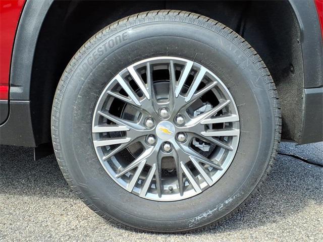 new 2025 Chevrolet Traverse car, priced at $43,190
