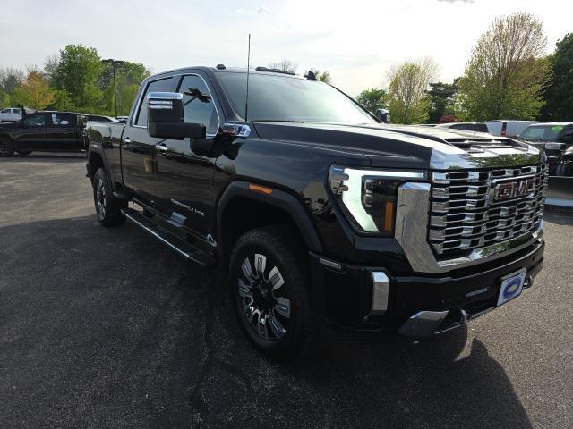 used 2025 GMC Sierra 2500 car, priced at $80,999