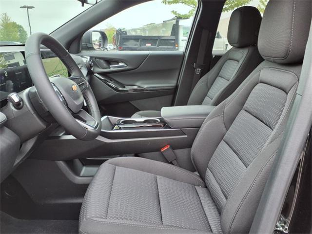 new 2025 Chevrolet Equinox car, priced at $27,995