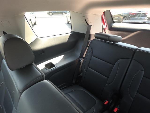 used 2023 GMC Acadia car, priced at $27,981