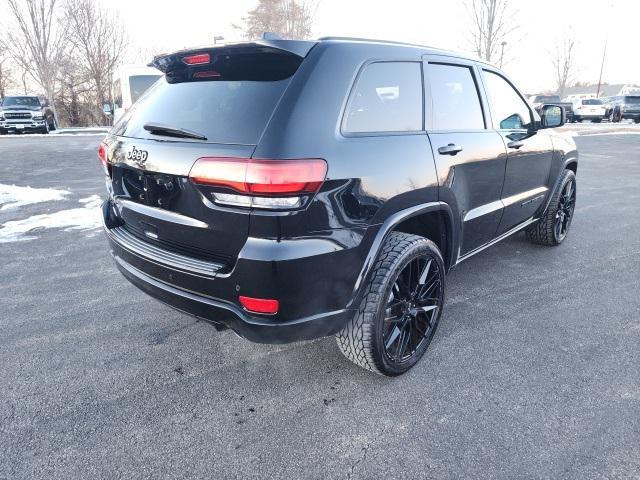 used 2018 Jeep Grand Cherokee car, priced at $17,281