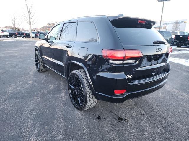 used 2018 Jeep Grand Cherokee car, priced at $17,281