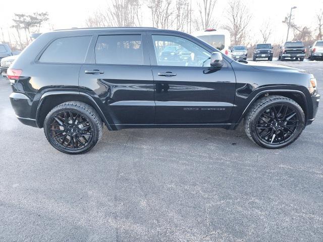 used 2018 Jeep Grand Cherokee car, priced at $17,281