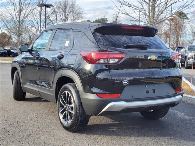 new 2025 Chevrolet TrailBlazer car, priced at $28,240