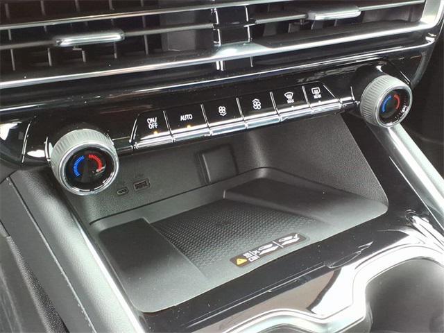 new 2026 Chevrolet Traverse car, priced at $43,620