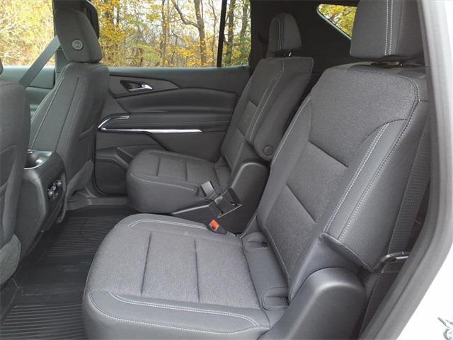 new 2026 Chevrolet Traverse car, priced at $43,620