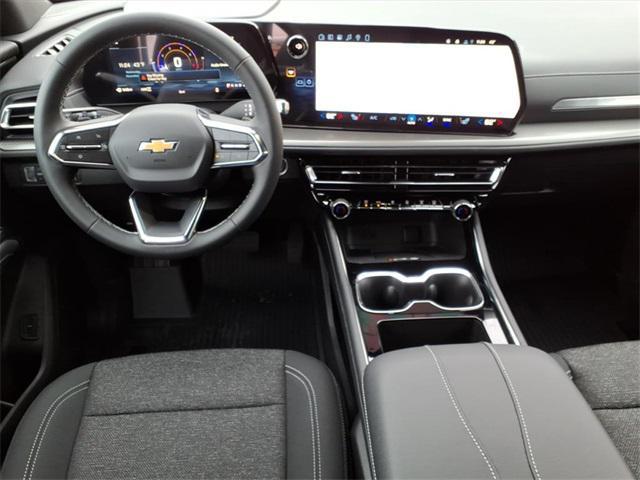 new 2026 Chevrolet Traverse car, priced at $43,620