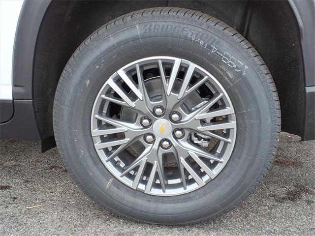 new 2026 Chevrolet Traverse car, priced at $43,620