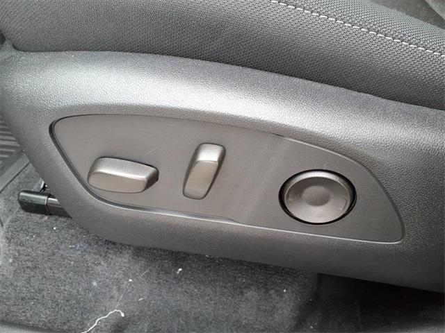 new 2026 Chevrolet Traverse car, priced at $43,620