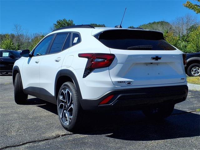 new 2025 Chevrolet Trax car, priced at $24,660