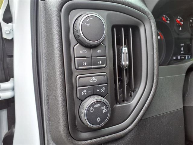 new 2025 Chevrolet Silverado 1500 car, priced at $47,305