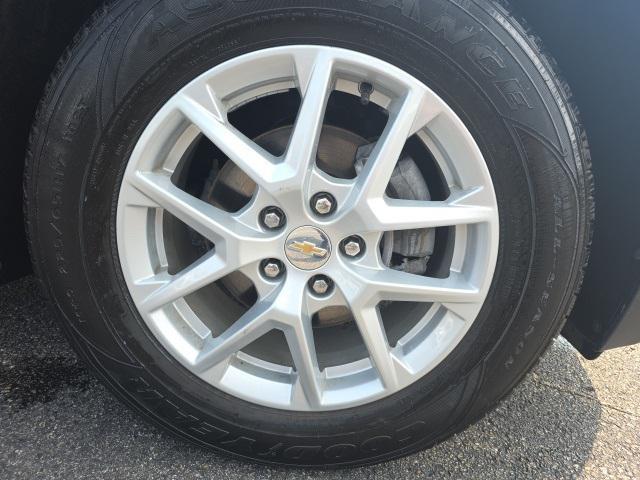 used 2022 Chevrolet Equinox car, priced at $20,499