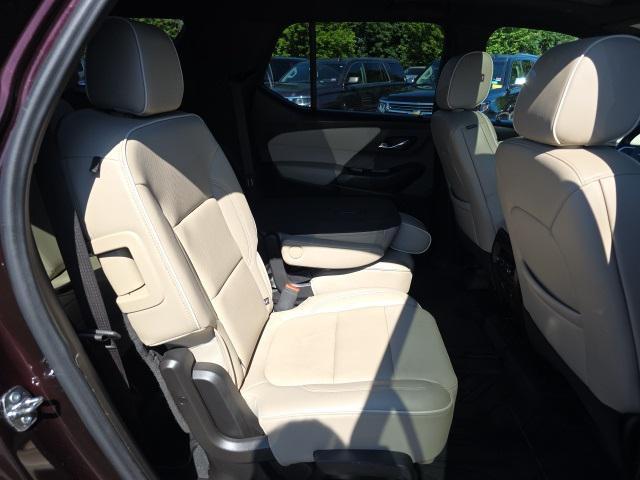 used 2022 Chevrolet Traverse car, priced at $28,999