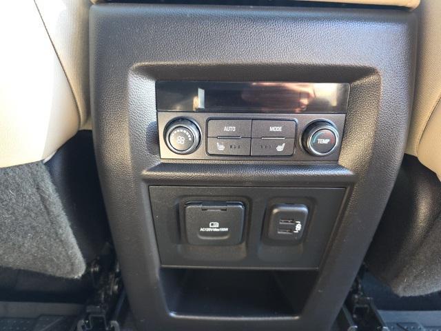 used 2022 Chevrolet Traverse car, priced at $28,999