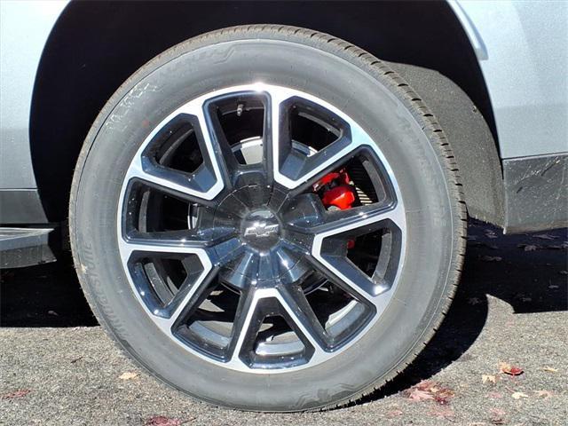 new 2025 Chevrolet Suburban car, priced at $80,005