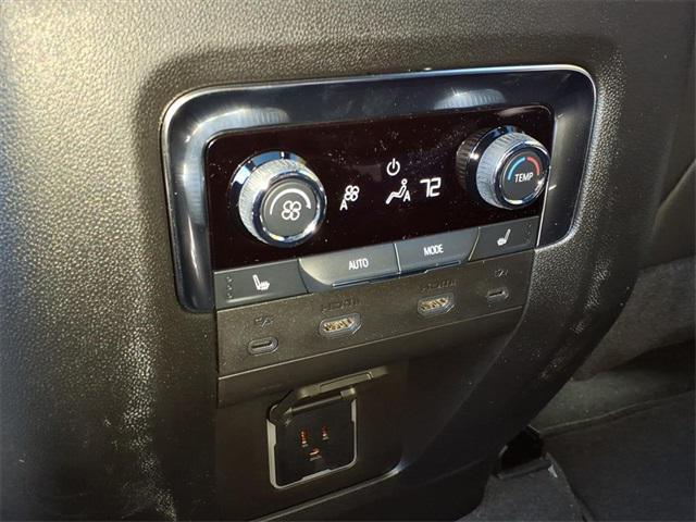 new 2025 Chevrolet Suburban car, priced at $80,005