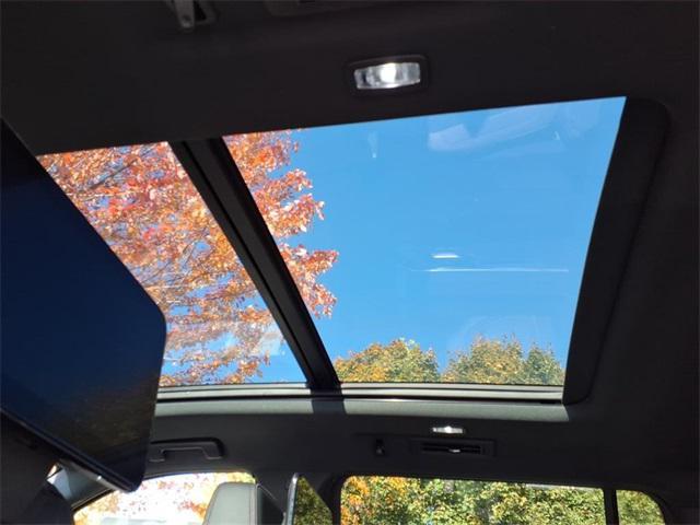 new 2025 Chevrolet Suburban car, priced at $80,005