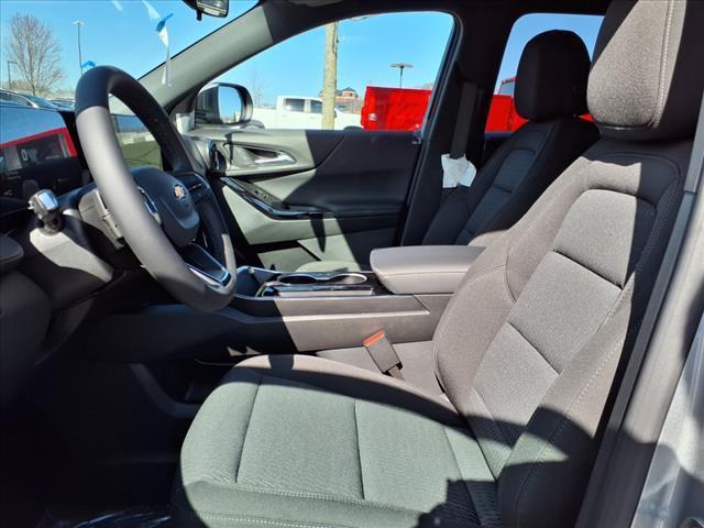 new 2025 Chevrolet Equinox car, priced at $30,245