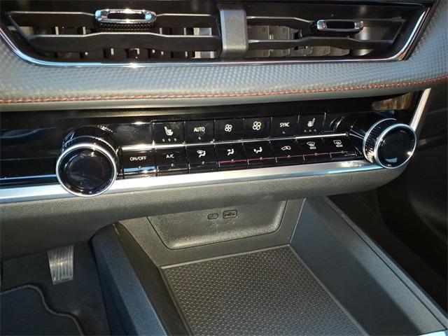 new 2026 Chevrolet Equinox car, priced at $35,890