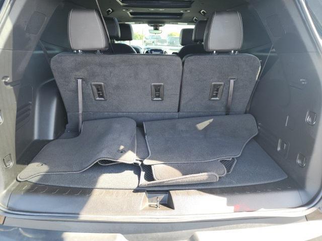 used 2022 Chevrolet Traverse car, priced at $32,791