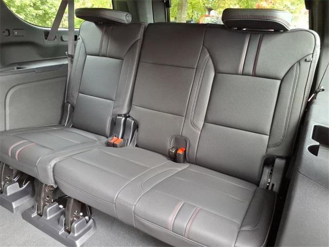 new 2025 Chevrolet Suburban car, priced at $80,005